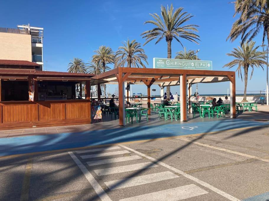 Coqueto Apartamento De Playa Con Piscina Y Terraza Valencia Exterior photo